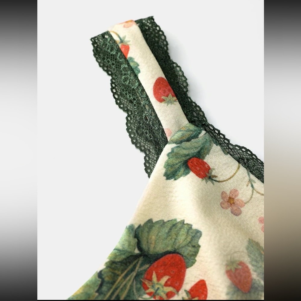 Strawberry Print Midi Dress Lace Trim Boutique New Various Size Available - Picture 4 of 7
